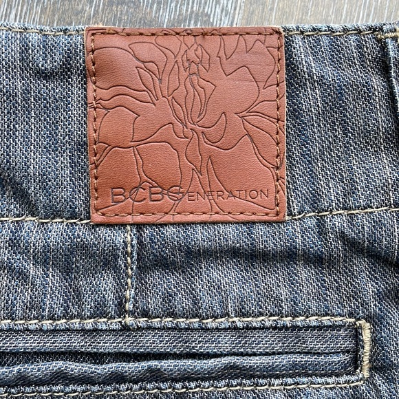 Like new BCBGeneration denim micro mini skirt 🌸 - Picture 5 of 7